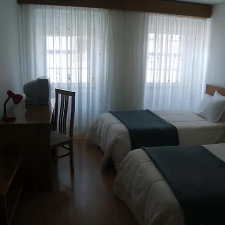Santos 3*