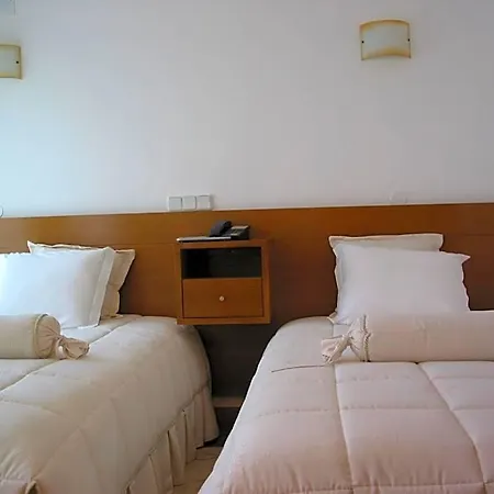 Hotel Santos 3*